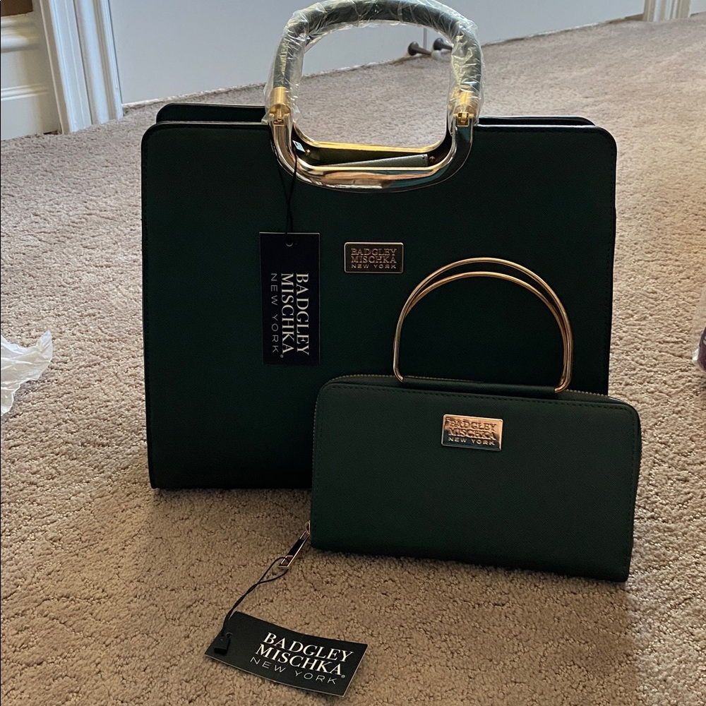 Badgley Mischka Black and Gold Handbag with Wallet